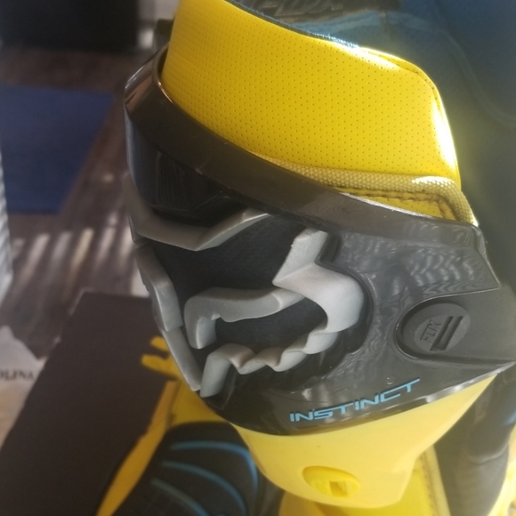 Fox instinct motocross boots main image 5